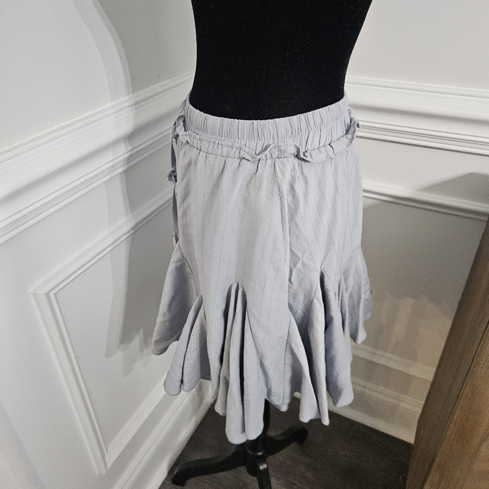 The Impeccable Pig Skort Sz S Flouce Detail & Drawstring Chambray Blue Stripped - Picture 4 of 14